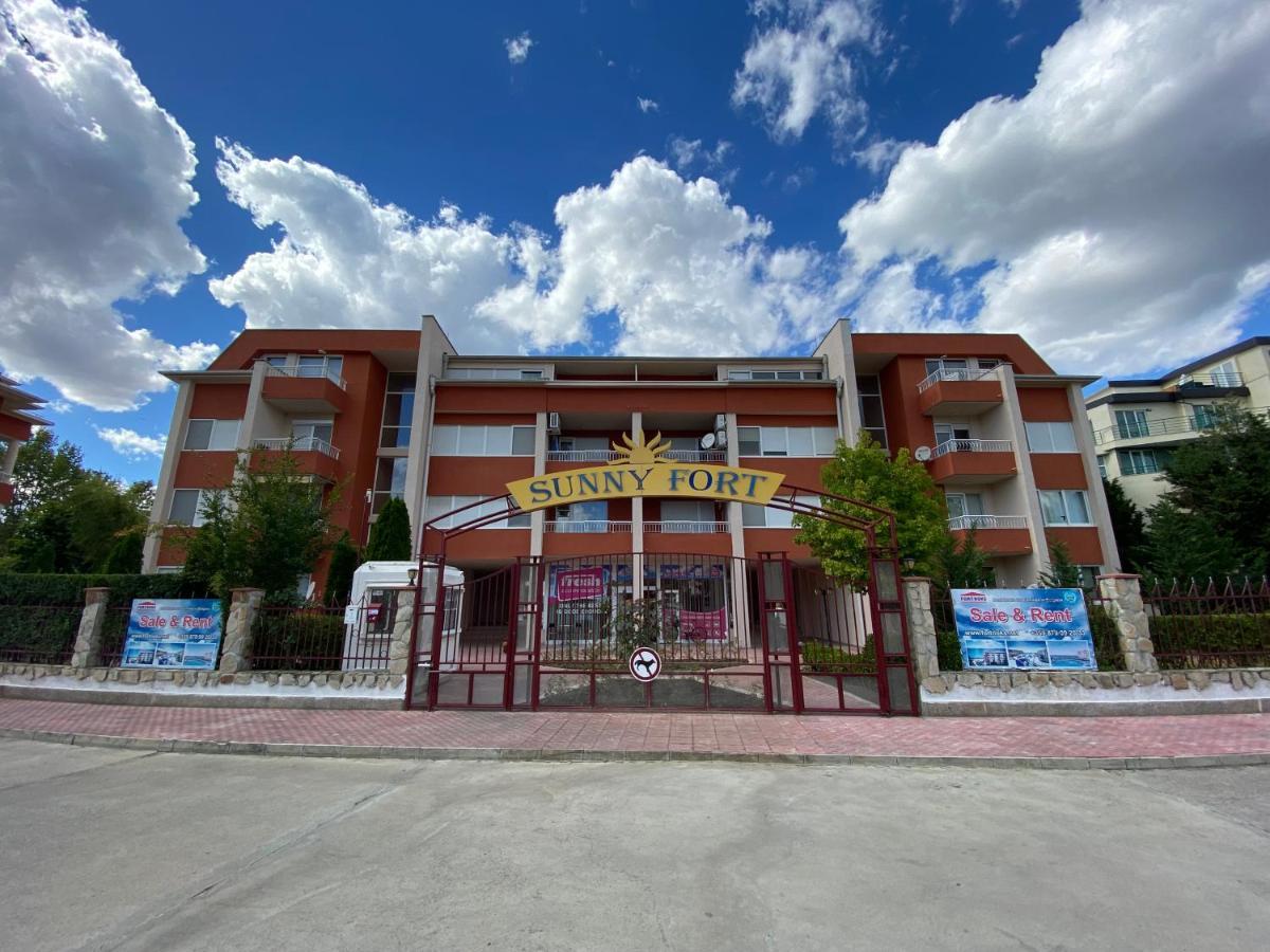 Gt Sunny Fort Apartments Słoneczny Brzeg Zewnętrze zdjęcie